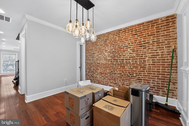 528 S CURLEY ST, Baltimore, MD 21224