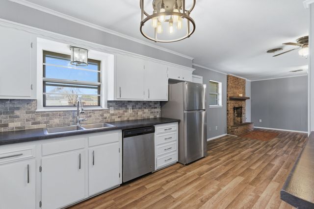 1408 Primrose Lane, Cisco, TX 76437