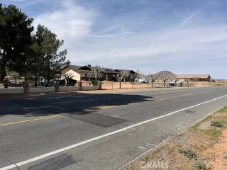 7 Navajo, Apple Valley, CA 92307