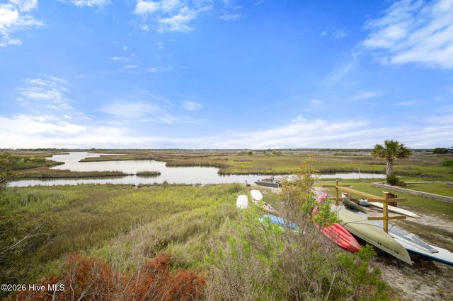 204 N Boca Bay Lane B, Holly Ridge, NC 28445