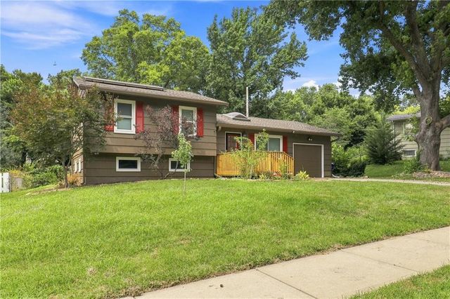 7310 Stearns Street, Shawnee, KS 66203