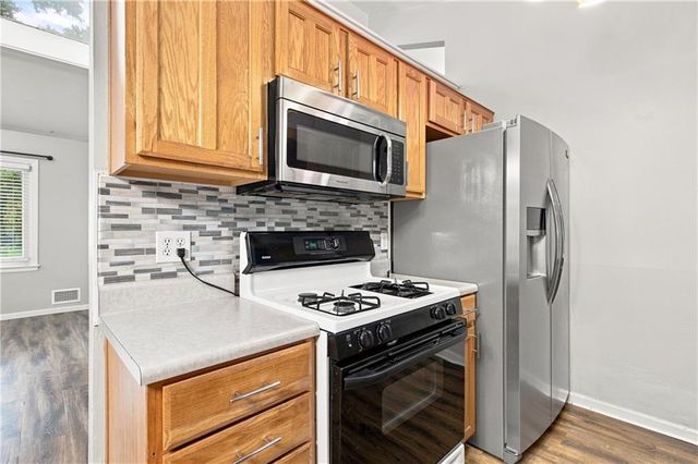 7310 Stearns Street, Shawnee, KS 66203