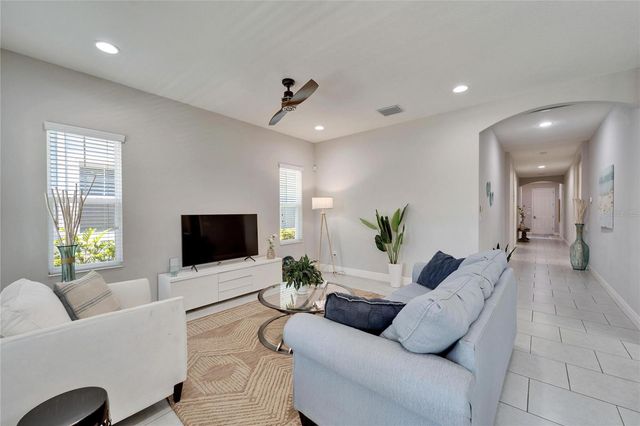 606 WINTERSIDE DRIVE, Apollo Beach, FL 33572