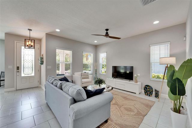 606 WINTERSIDE DRIVE, Apollo Beach, FL 33572