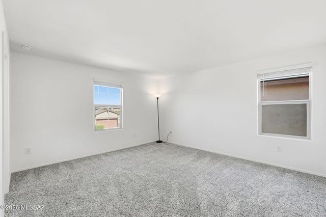 947 S Paseo Las Vigas, Sahuarita, AZ 85629