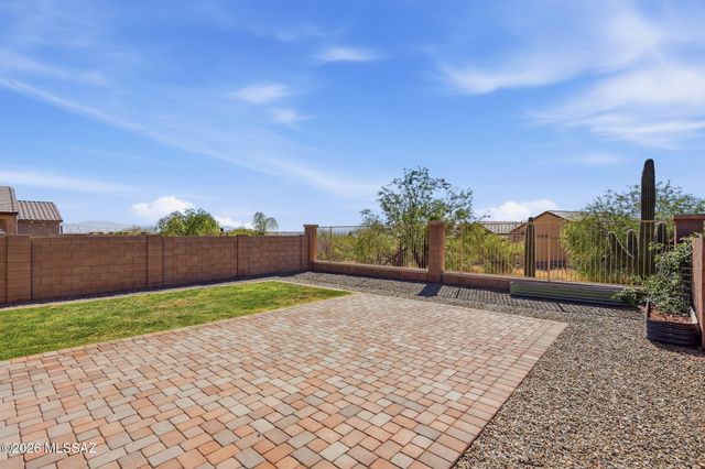 947 S Paseo Las Vigas, Sahuarita, AZ 85629