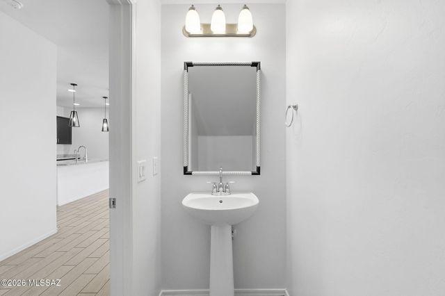 947 S Paseo Las Vigas, Sahuarita, AZ 85629
