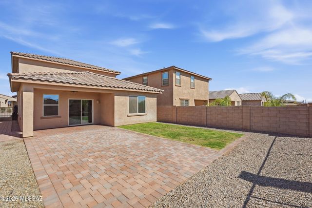 947 S Paseo Las Vigas, Sahuarita, AZ 85629