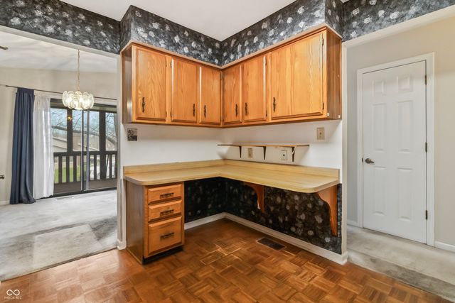 7471 Prairie Lake Drive, Indianapolis, IN 46256