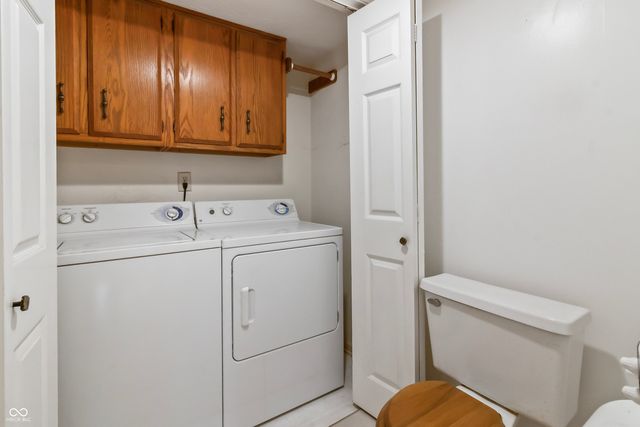 7471 Prairie Lake Drive, Indianapolis, IN 46256