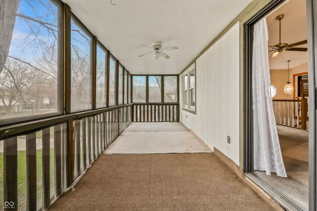 7471 Prairie Lake Drive, Indianapolis, IN 46256