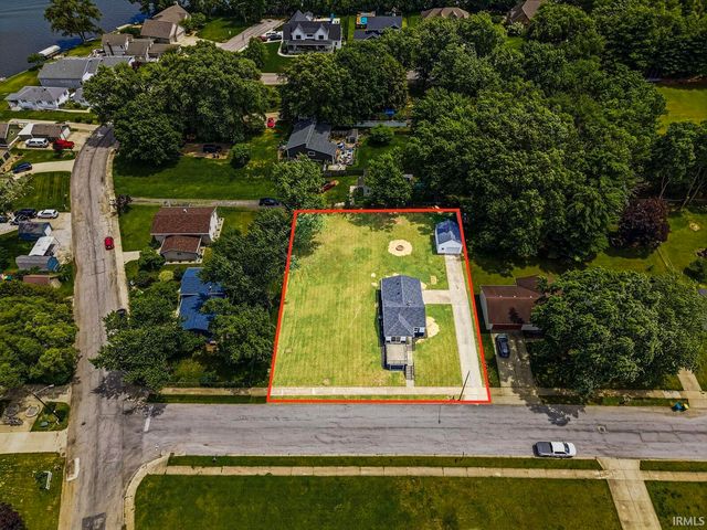 664 N Oakland Street, Mishawaka, IN 46544