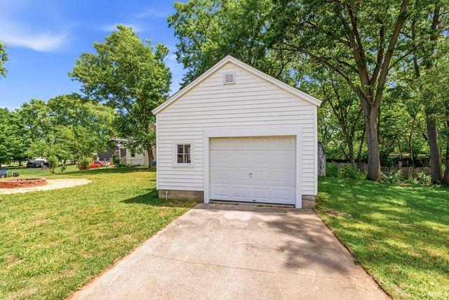 664 N Oakland Street, Mishawaka, IN 46544