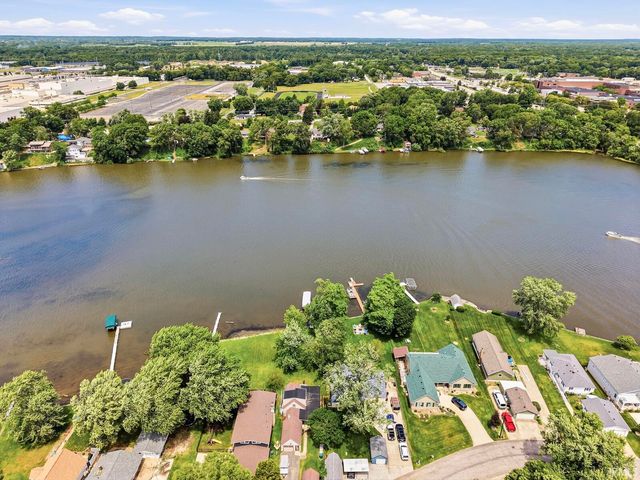 664 N Oakland Street, Mishawaka, IN 46544