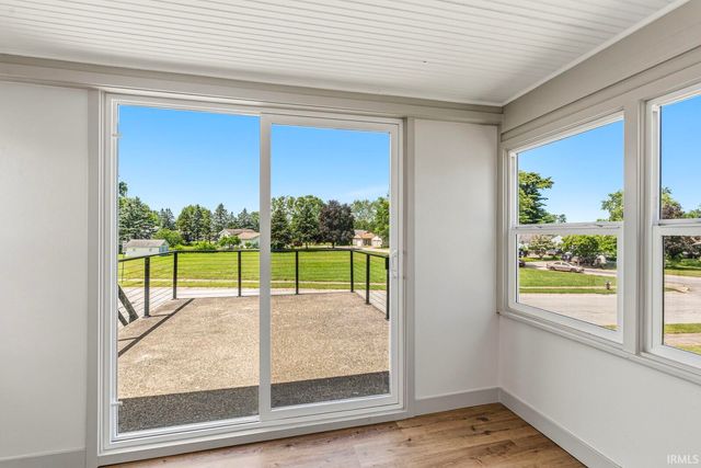 664 N Oakland Street, Mishawaka, IN 46544