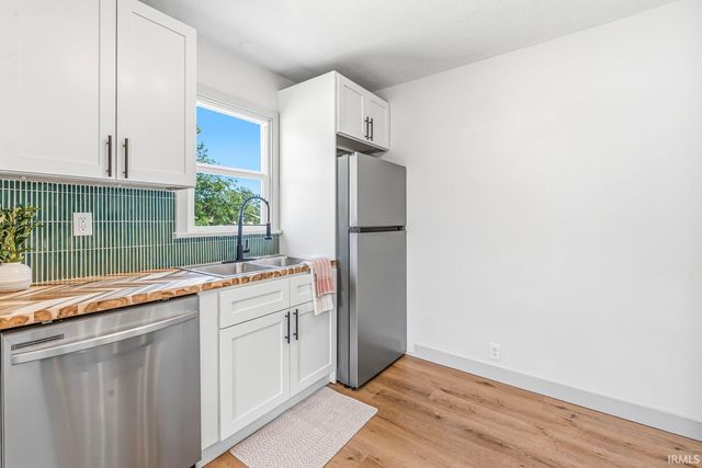 664 N Oakland Street, Mishawaka, IN 46544