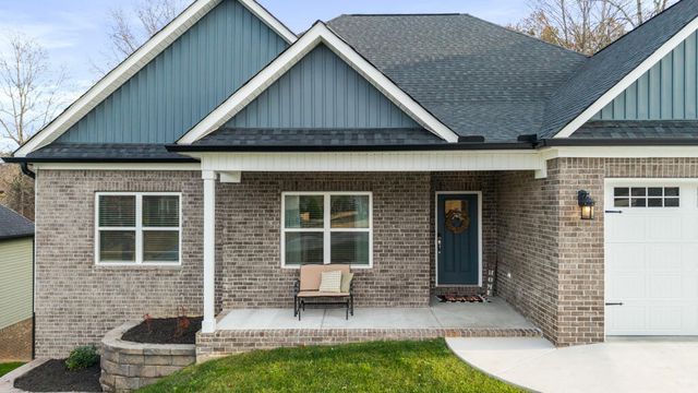 621 Sunset Valley Drive, Soddy Daisy, TN 37379