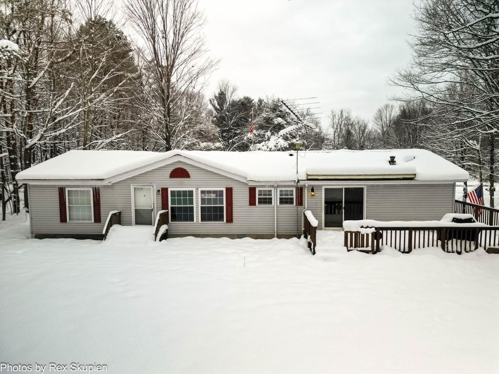 7830 Jefferson Street, Hesperia, MI 49421