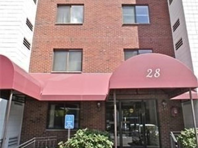 28 9th St 805, Medford, MA 02155