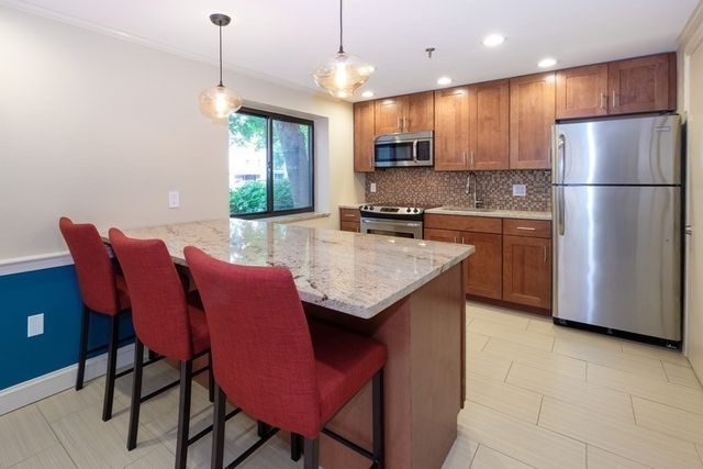 28 9th St 805, Medford, MA 02155