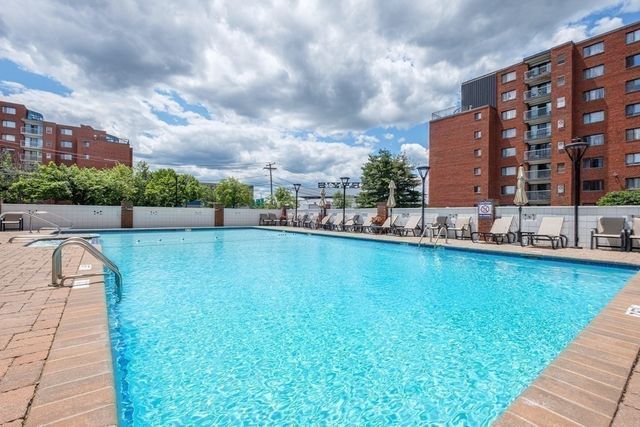 28 9th St 805, Medford, MA 02155