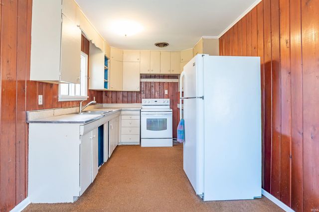 645 W Sylvan Lane, Bloomington, IN 47404