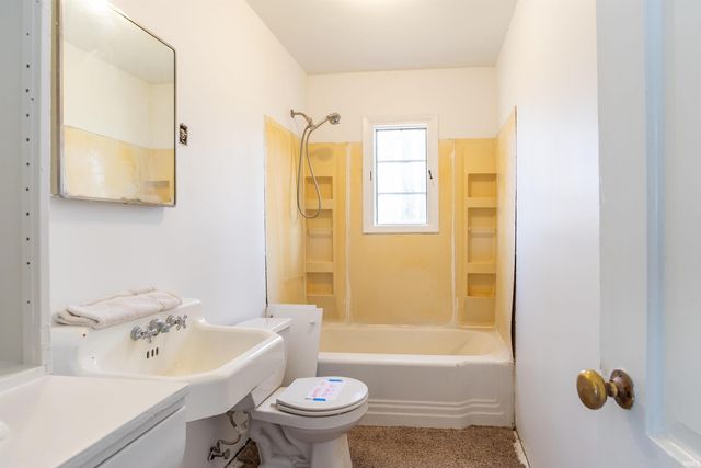 645 W Sylvan Lane, Bloomington, IN 47404