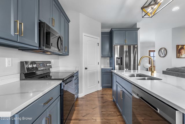 285 Easton Ln, Bloomfield, KY 40008