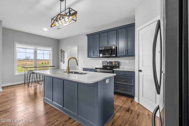 285 Easton Ln, Bloomfield, KY 40008