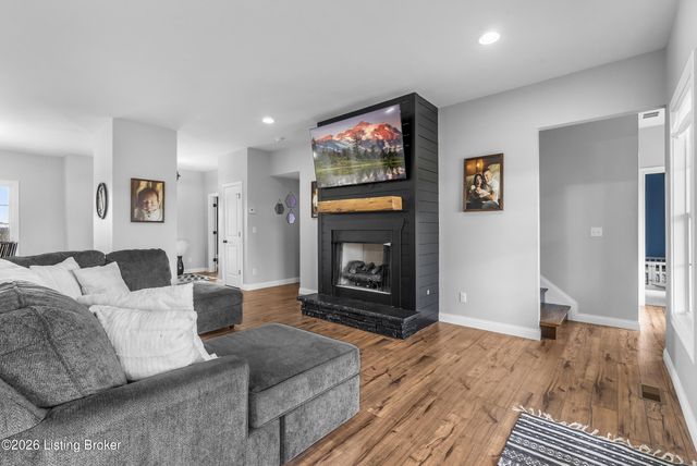 285 Easton Ln, Bloomfield, KY 40008