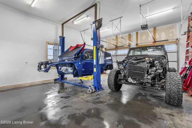 285 Easton Ln, Bloomfield, KY 40008