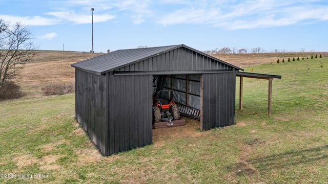 285 Easton Ln, Bloomfield, KY 40008