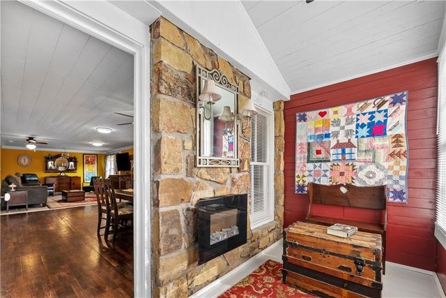 22647 N Highway 71, Winslow, AR 72959