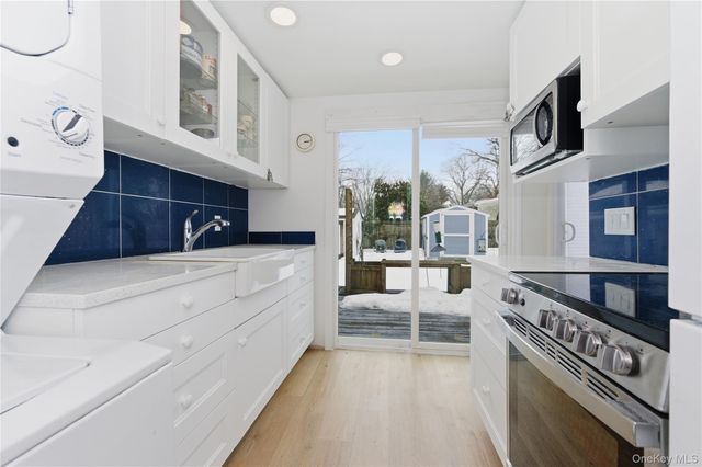 20 Bristol Street, Huntington, NY 11743