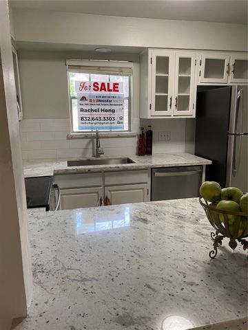 13004 Trail Hollow Drive A, Houston, TX 77079