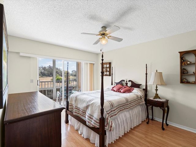 9461 HARBOR GREENS WAY 207, Seminole, FL 33776