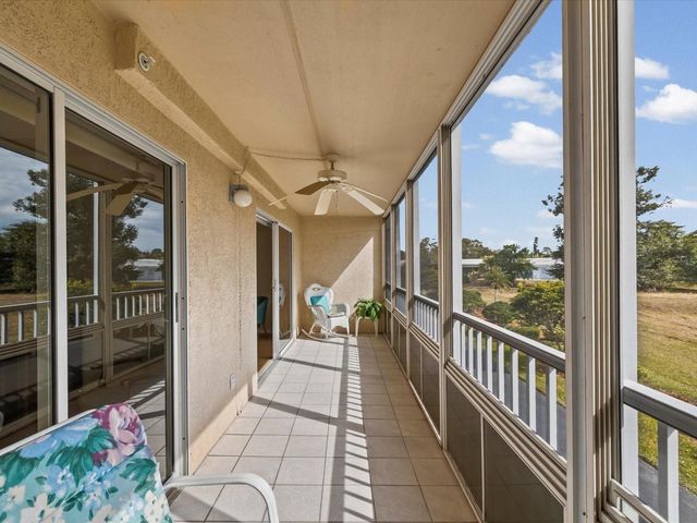 9461 HARBOR GREENS WAY 207, Seminole, FL 33776