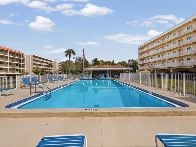 9461 HARBOR GREENS WAY 207, Seminole, FL 33776