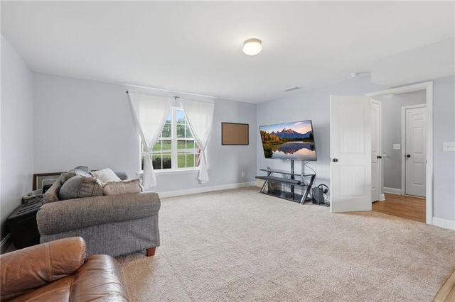 8241 Mountain Glen Drive, Clermont, GA 30527