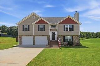 8241 Mountain Glen Drive, Clermont, GA 30527