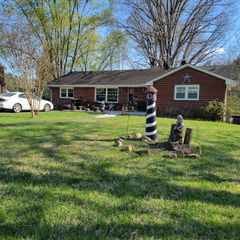145 Whitten ST, Rocky Mount, VA 24151