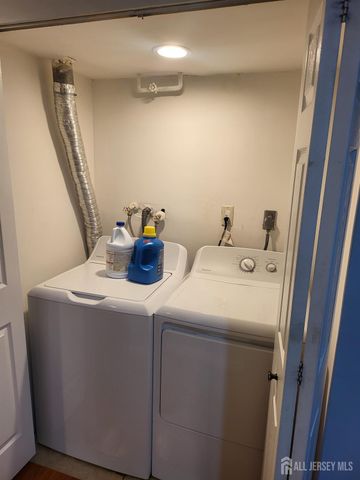 1002 Hidden Village Drive, Perth Amboy, NJ 08861