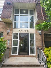 1002 Hidden Village Drive, Perth Amboy, NJ 08861