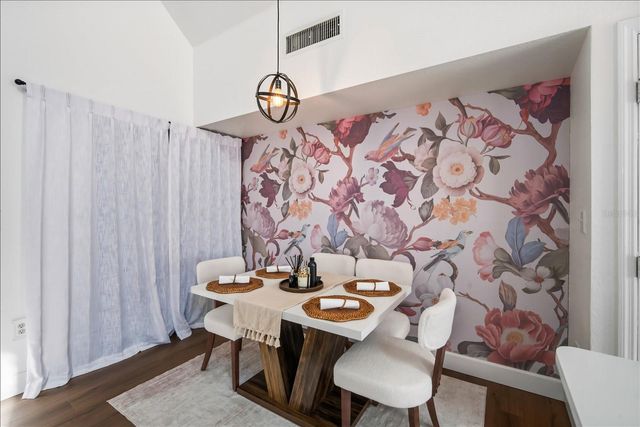 9628 LAKE CHASE ISLAND WAY, Tampa, FL 33626