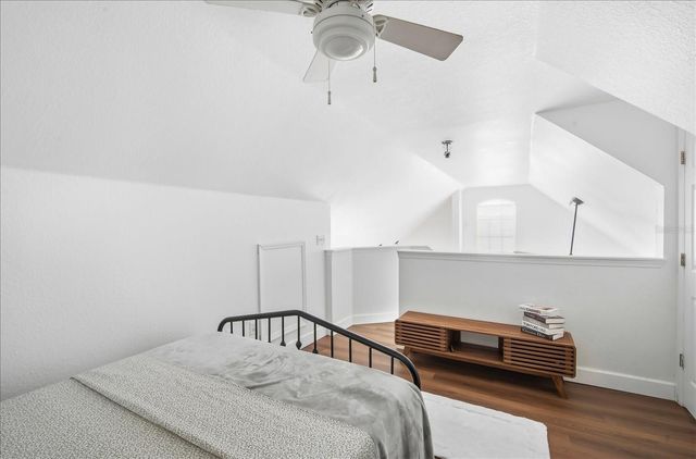 9628 LAKE CHASE ISLAND WAY, Tampa, FL 33626