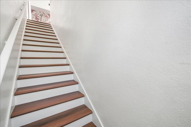 9628 LAKE CHASE ISLAND WAY, Tampa, FL 33626