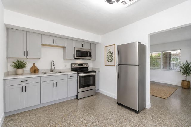 7204 ASTOR DRIVE, New Port Richey, FL 34652