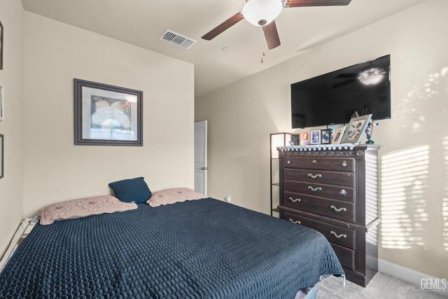 9426 Woodland Ridge Lane, Shafter, CA 93263