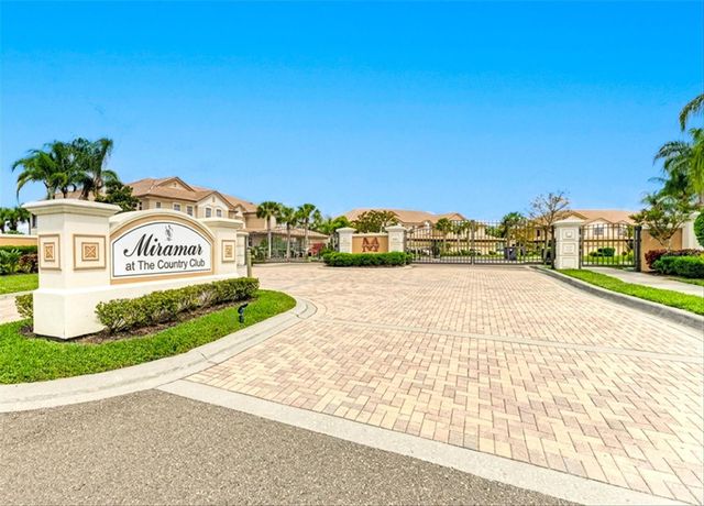 8227 MIRAMAR WAY 104, Lakewood Ranch, FL 34202