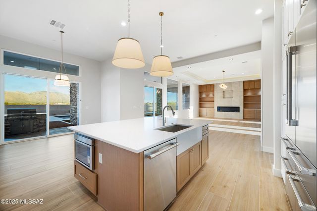 4357 W Placita Tres Rocas, Tucson, AZ 85745